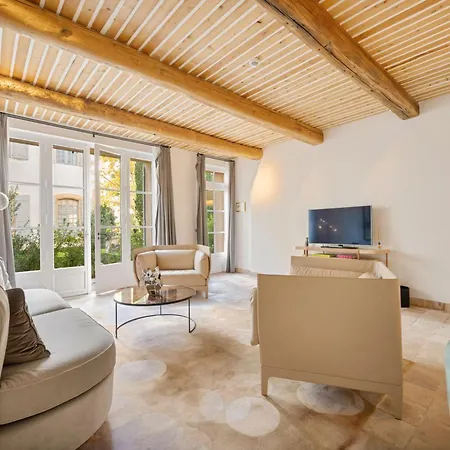 Chateau De La Gaude 5*