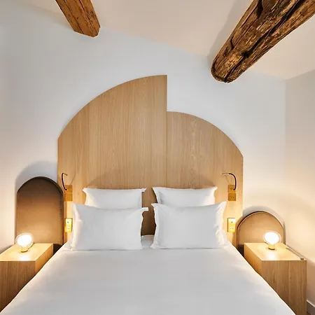 Chateau De La Gaude Отель 5*