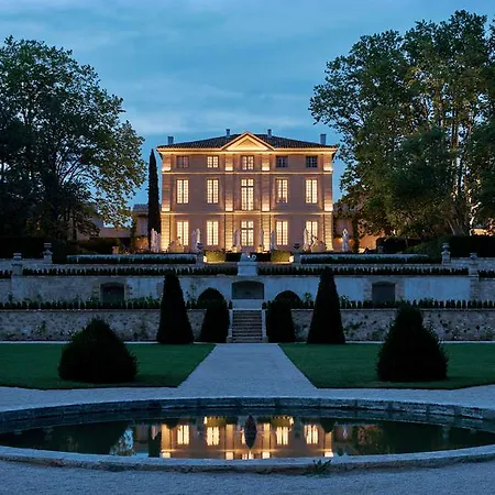 Отель Chateau De La Gaude 5*