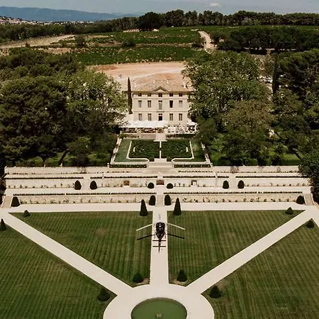 Chateau De La Gaude Отель